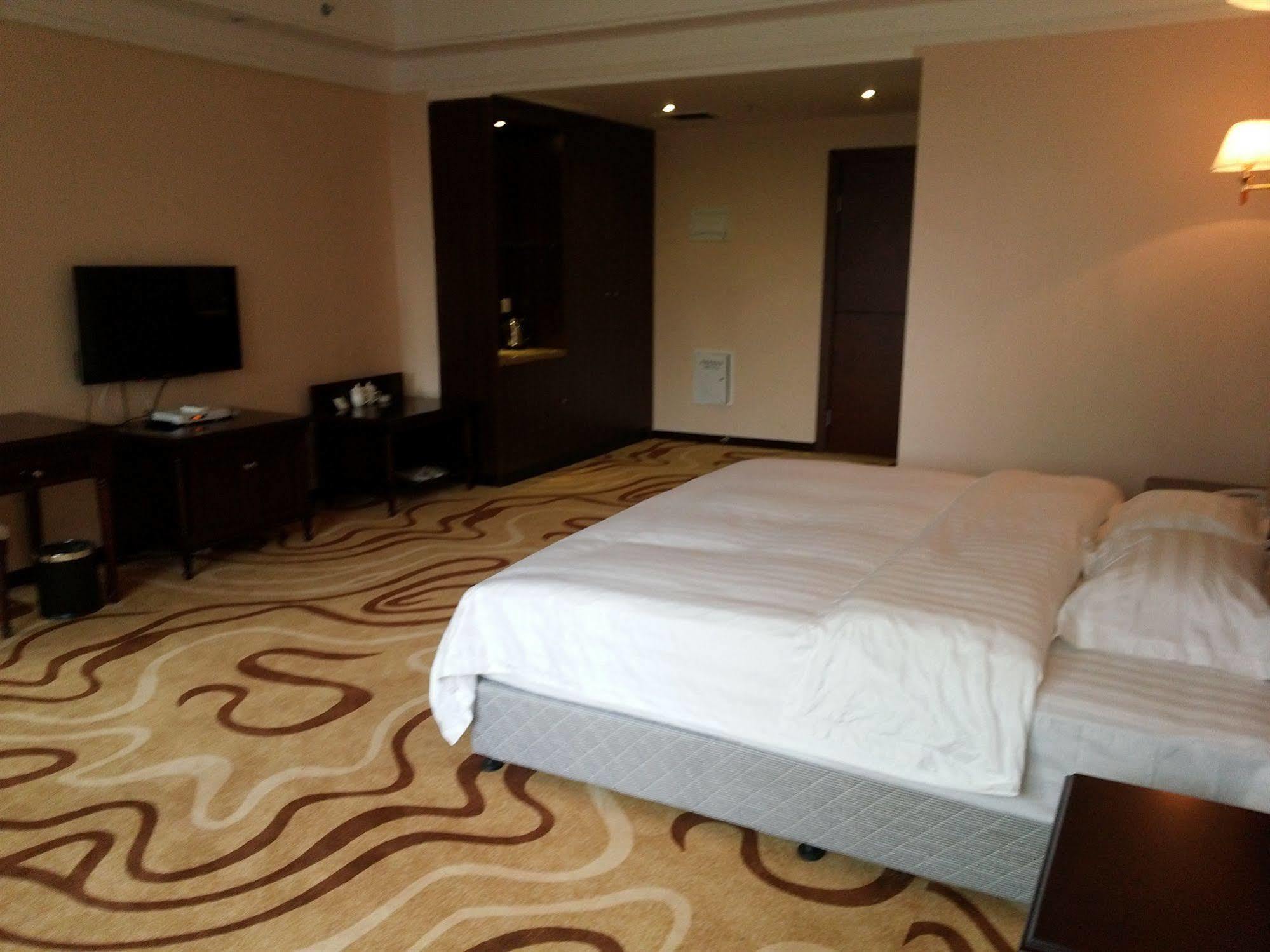 Chengdu Airport Ruijia Hotel Exterior foto